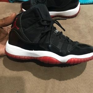 Retro Jordan Bred 11's (2012) Kids Sz 4